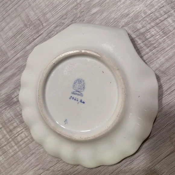 Herend Rothschild Hungary Bird Trinket Shell Dish gold rim ring holder butterfly - Picture 3 of 4